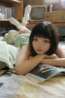 女大学生的沙龙服务