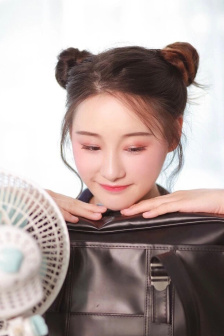 女朋友的妈妈2中智勋第一集